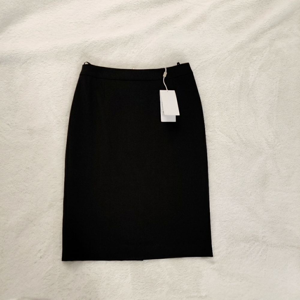 Hugo Boss black mid knee skirt New with tag